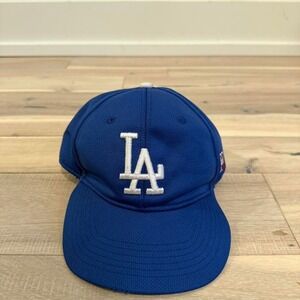 Los Angeles Dodgers blue baseball cap